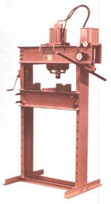 Nugier 40 Ton Hydraulic Press (Hand Operated) - The Carlson Company